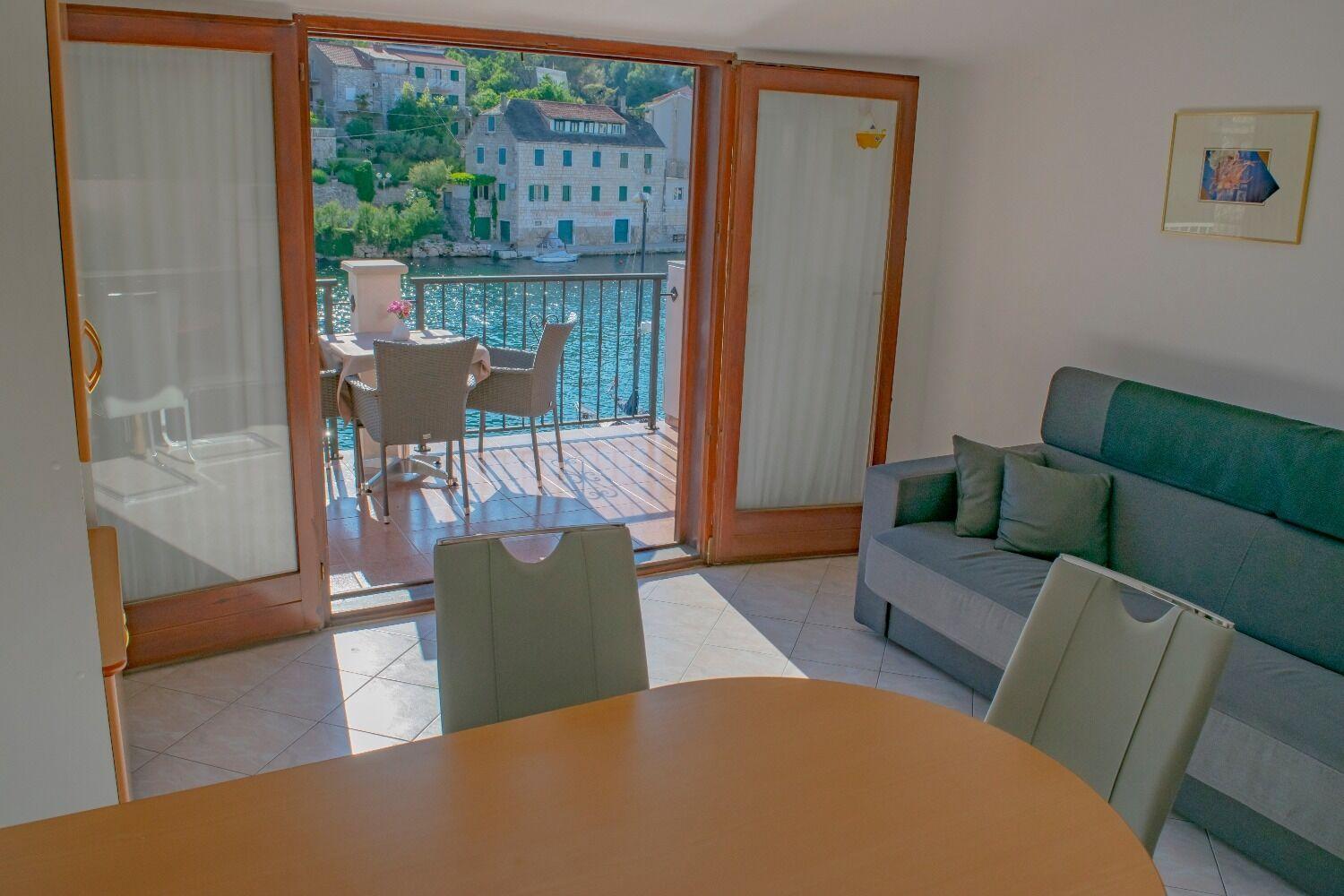Apartments Daira Стоморска Экстерьер фото